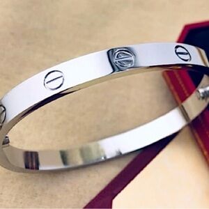 Silver Bangle Bracelet